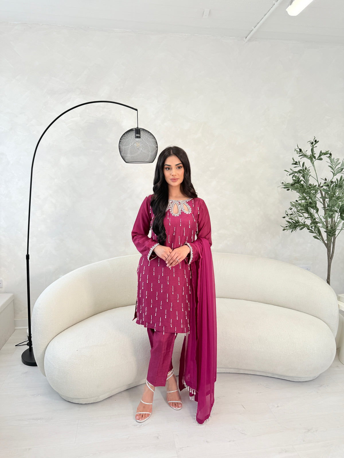 MAHNOOR